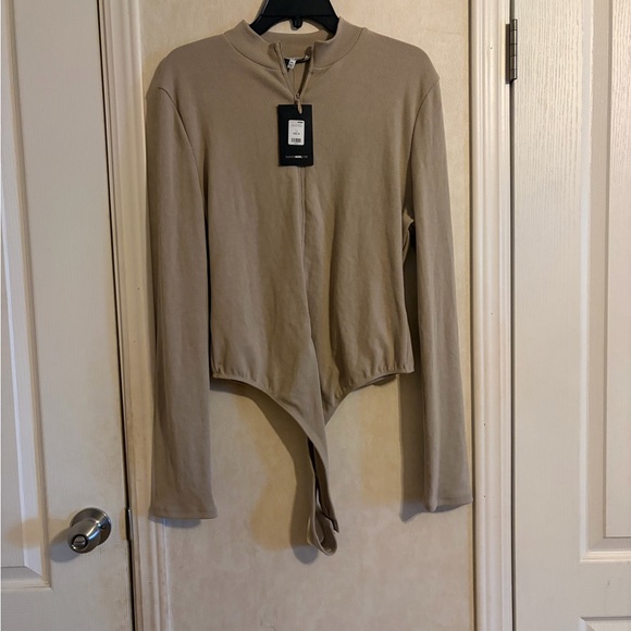 Fashion Nova Tops - Fashion Nova Women's Long sleeve Bodysuit